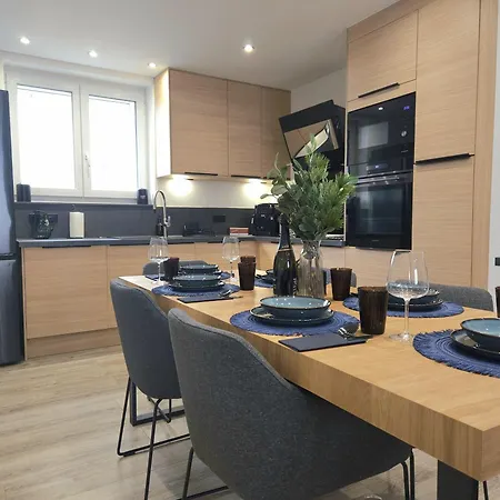 Familial- T3 Luxe- Borne Ve- Recharging Station - 5min De La Gare- * 科尔马